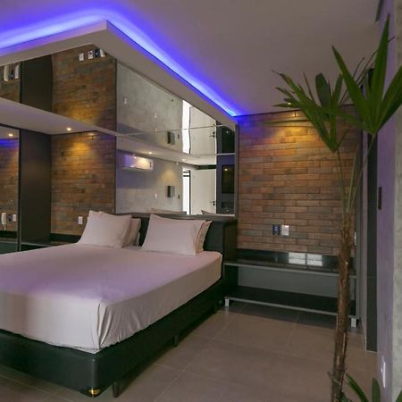 Bangalo Motel By Drops (Adults Only) سانتا ماريا المظهر الخارجي الصورة