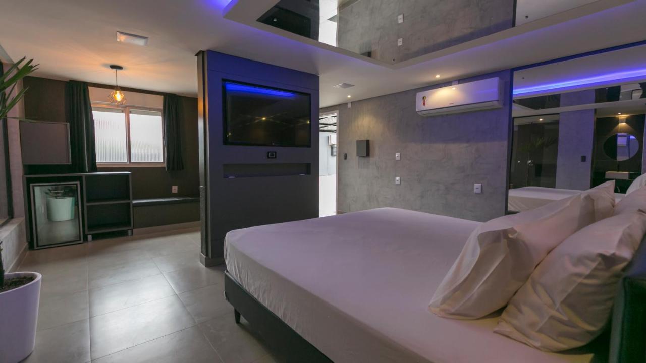 Bangalo Motel By Drops (Adults Only) سانتا ماريا المظهر الخارجي الصورة