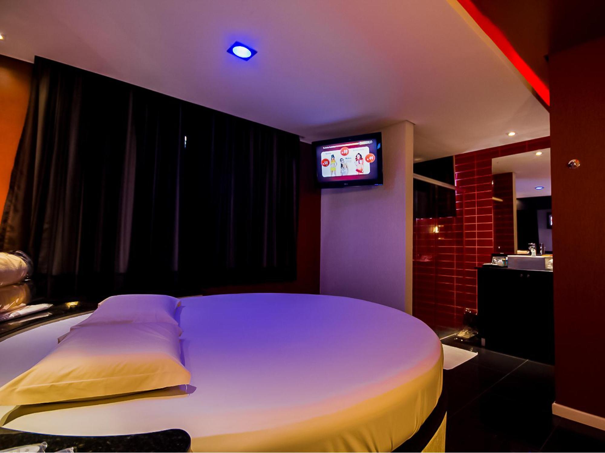 Bangalo Motel By Drops (Adults Only) سانتا ماريا الغرفة الصورة