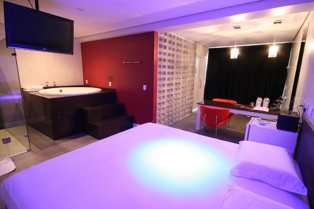 Bangalo Motel By Drops (Adults Only) سانتا ماريا المظهر الخارجي الصورة