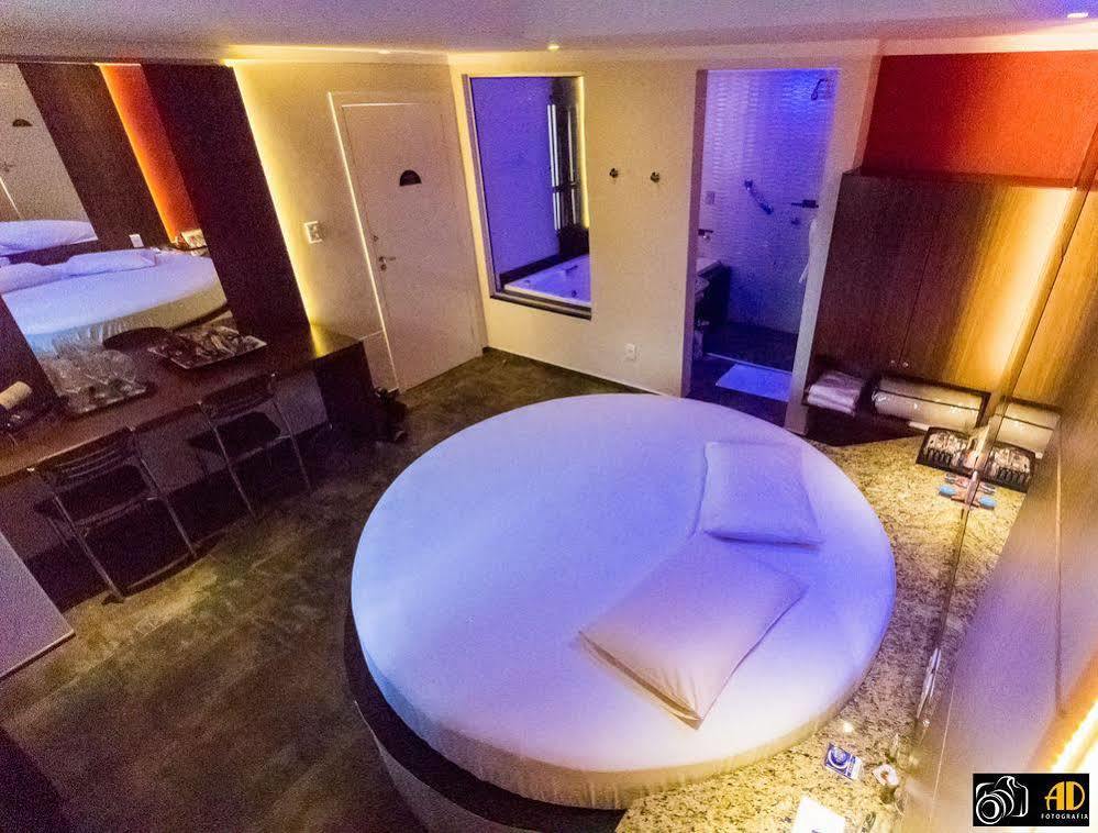 Bangalo Motel By Drops (Adults Only) سانتا ماريا المظهر الخارجي الصورة