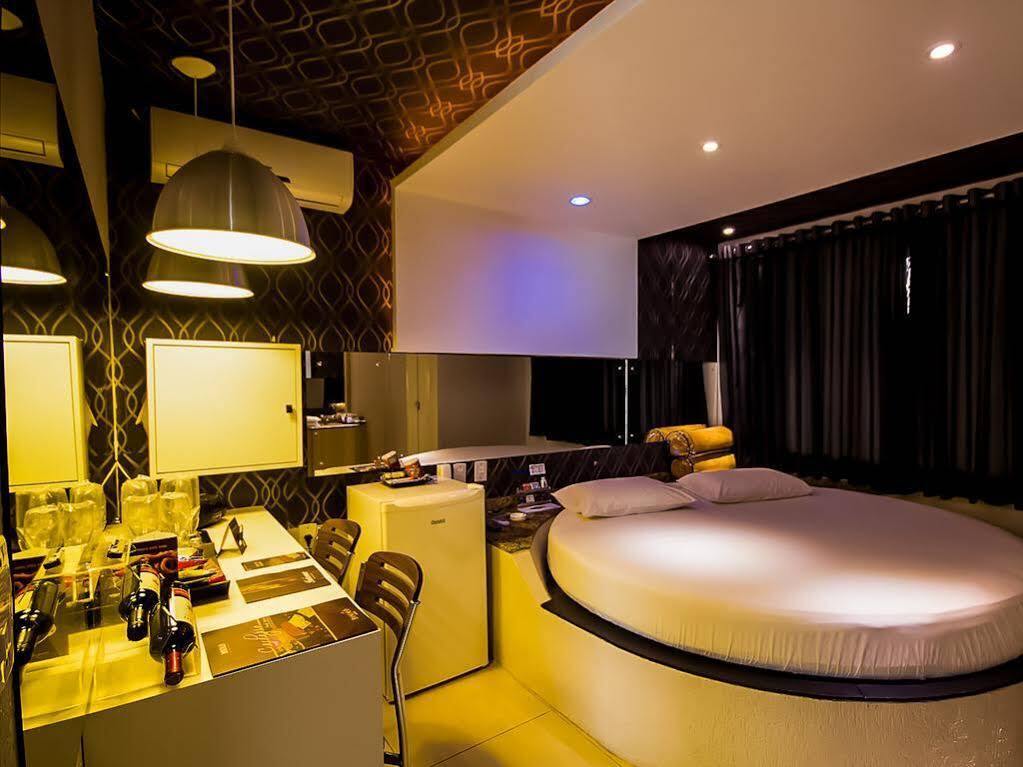 Bangalo Motel By Drops (Adults Only) سانتا ماريا المظهر الخارجي الصورة