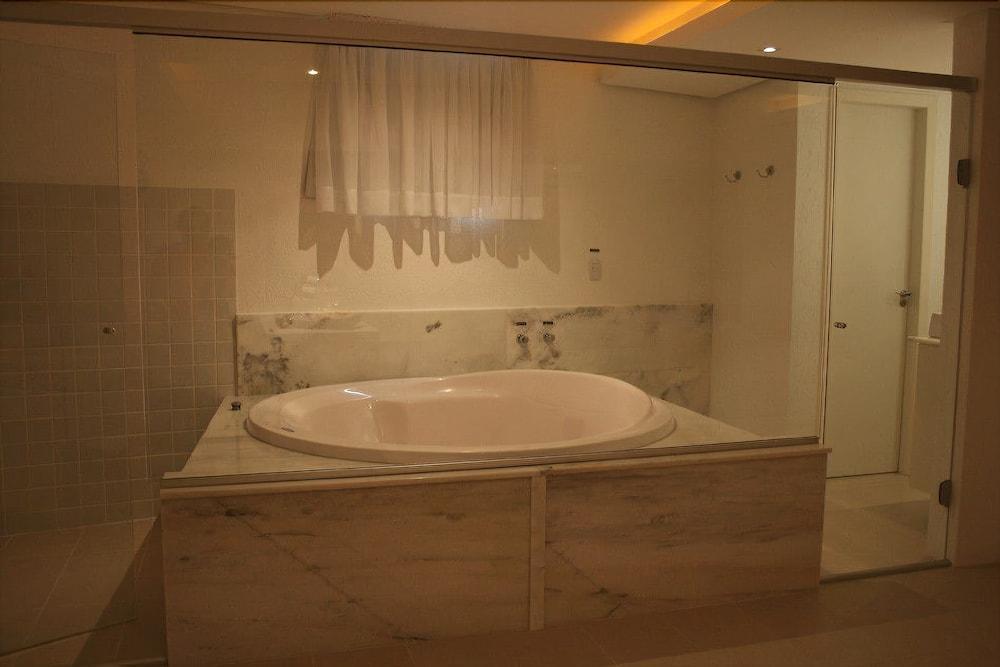 Bangalo Motel By Drops (Adults Only) سانتا ماريا المظهر الخارجي الصورة
